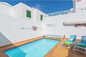 3bed Villa- Pool, Outdoor Dining Terrace, Sea View