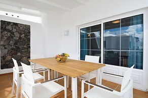 3bed Villa- Pool, Outdoor Dining Terrace, Sea View