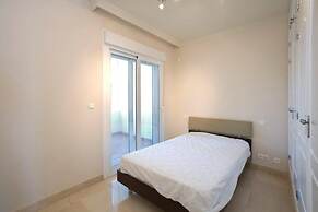 Immaculate 3-bed Penthouse- Stunning Views