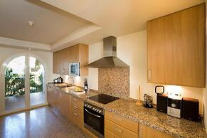 Immaculate 3-bed Penthouse- Stunning Views