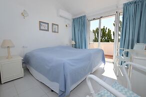 Calahonda - Sleeps 6 - Parking - Garden - Pool