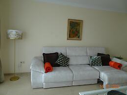 Peaceful, Spacious, 2 bed 2 Bath Elviria Condo