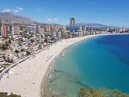 House - Sleeps 6 With Stunning Views