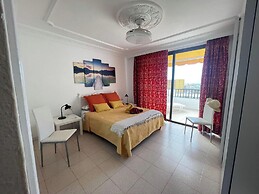 Apartment - Sleeps 4 - Jacuzzi - Terrace - Pool