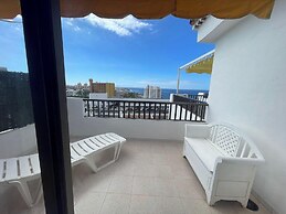 Apartment - Sleeps 4 - Jacuzzi - Terrace - Pool