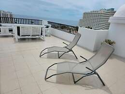 Apartment - Sleeps 4 - Jacuzzi - Terrace - Pool