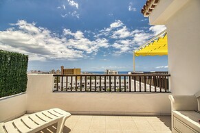 Lovely 2-bed Apartment & Jacuzzi Terrace & Pool