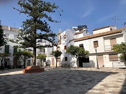 Beautiful 2-bed Apartment in Casares Costa