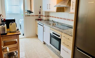 Beautiful 2-bed Apartment in Casares Costa