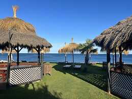 Luxury Villa in Perfect Location With sea Views