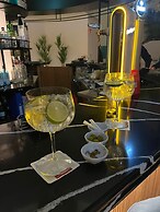 Luxury Villa in Perfect Location With sea Views