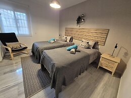 Luxurious Three Bedroom Duplex Apt Close to Beach