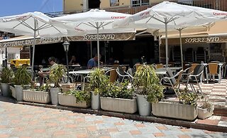 Luxurious Three Bedroom Duplex Apt Close to Beach