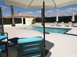 Villa Los Castos, Immaculate 2-bed Villa, Arboleas
