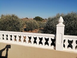 Villa Los Castos, Immaculate 2-bed Villa, Arboleas