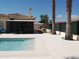 Villa Los Castos, Immaculate 2-bed Villa, Arboleas