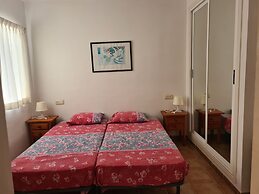 As050 Inviting 2-bed House La Casita