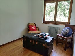 Charming 6-bed Chalet in Llanes