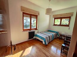 Charming 6-bed Chalet in Llanes