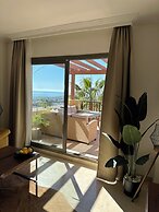 Charming 2 Bed Apartment in Quartiers Marbella