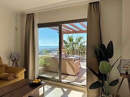 Charming 2 Bed Apartment in Quartiers Marbella