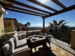 Charming 2 Bed Apartment in Quartiers Marbella