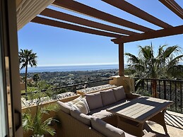 Charming 2 Bed Apartment in Quartiers Marbella