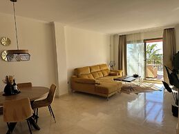 Charming 2 Bed Apartment in Quartiers Marbella