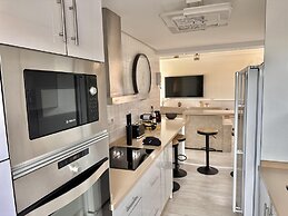 Luxurious Frontline Golf Villa on Mar Menor Golf