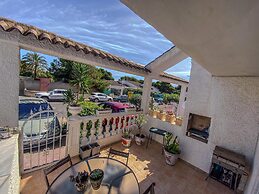 House for up to 6 Guests With Pool, Punta Prima