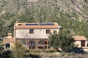 Beautiful 4-bed House in Campo de Ricote
