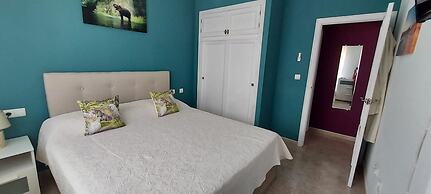 Sleeps 4 With Balcony
