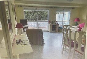 Beautiful 4 Bedroom Duplex Apartment