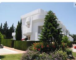 Beautiful 4 Bedroom Duplex Apartment