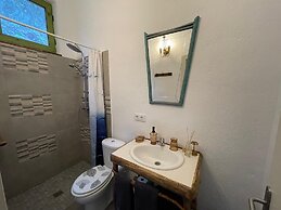 Aurora 2-bed Cottage - Sleeps 4 - Montseny Park