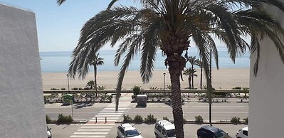 Fabulous Front Line 3-bedroom Apartment in Mojacar