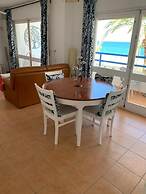 Fabulous Front Line 3-bedroom Apartment in Mojacar