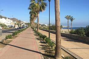 Seaview Balcony - 3 Bedroom Apartment Sleeps 6