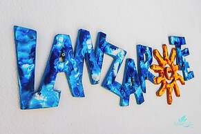 Remarkable 5-bed Villa in Playa Blanca