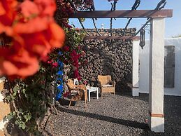 Finca/privategardens/doublebed/freep/tv/wifi