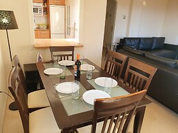 Seaview a Spectacular 3 bed 3 Bathroom Penthouse