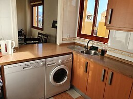 Seaview a Spectacular 3 bed 3 Bathroom Penthouse