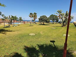 Seaview a Spectacular 3 bed 3 Bathroom Penthouse