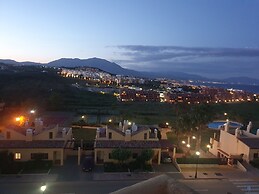 Seaview a Spectacular 3 bed 3 Bathroom Penthouse