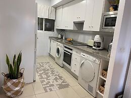 Lovely Townhouse With sea View