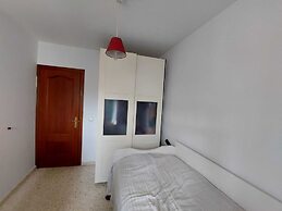 Beautiful 2-bed Apartment Next to Gibraltar