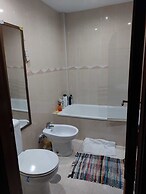 Beautiful 2-bed Apartment Next to Gibraltar