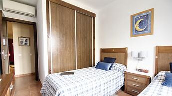 3 Bed Beach Apartment With Views Isla Canela