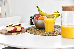 Manzanilla Penthouse - Private Jacuzzi, 5min Beach