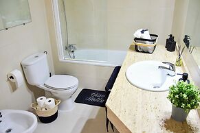 Manzanilla Penthouse - Private Jacuzzi, 5min Beach